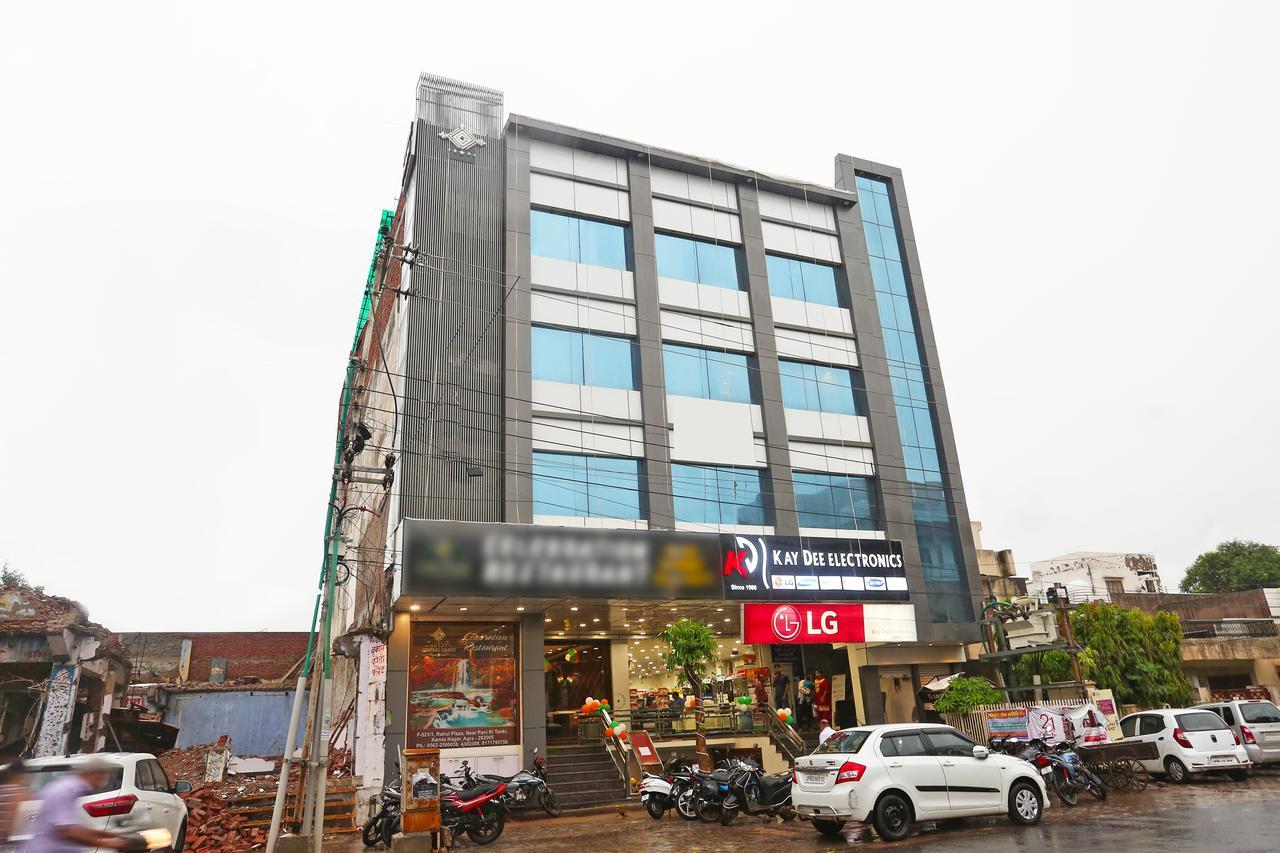 Oyo 18422 Central Grand Belanganj Exterior photo